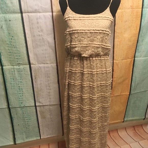 Cynthia Rowley Dresses & Skirts - Cynthia Rowley lace maxi dress. Great condition